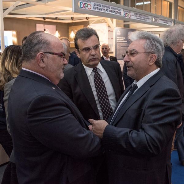 Με τον Φώτη Δαμούλο, Πρόεδρο του Επιμελητηρίου Αργολίδας και τον Θανάση Καββαθά, Πρόεδρο της ΓΣΕΒΕΕ  